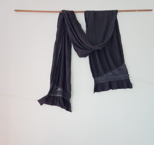 Lightweight silk obi, charcoal with wave shibori detail