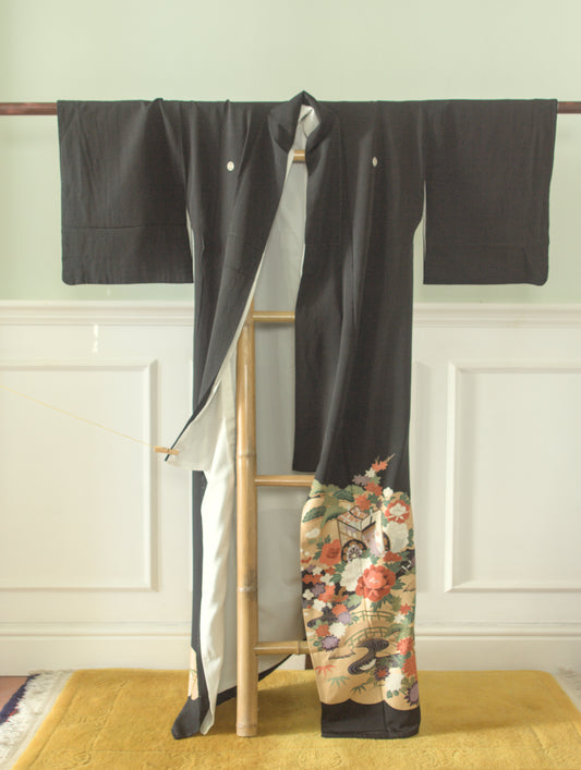 Tomesode kimono chrysanthemum and cedar
